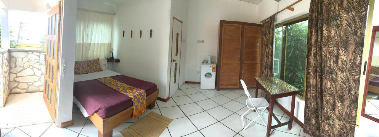 Laparadiseinn Аккра Экстерьер фото